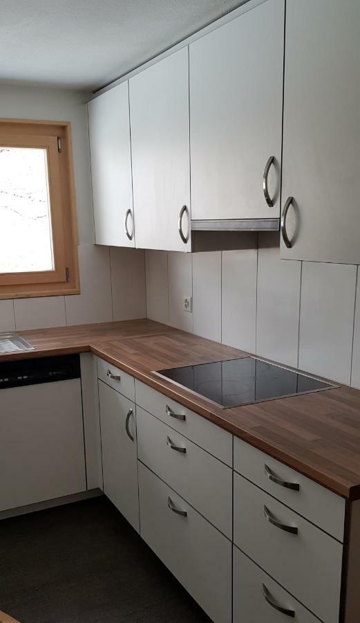 Schoggimeierhaus, 195 Landstrasse Appartement Klosters Buitenkant foto