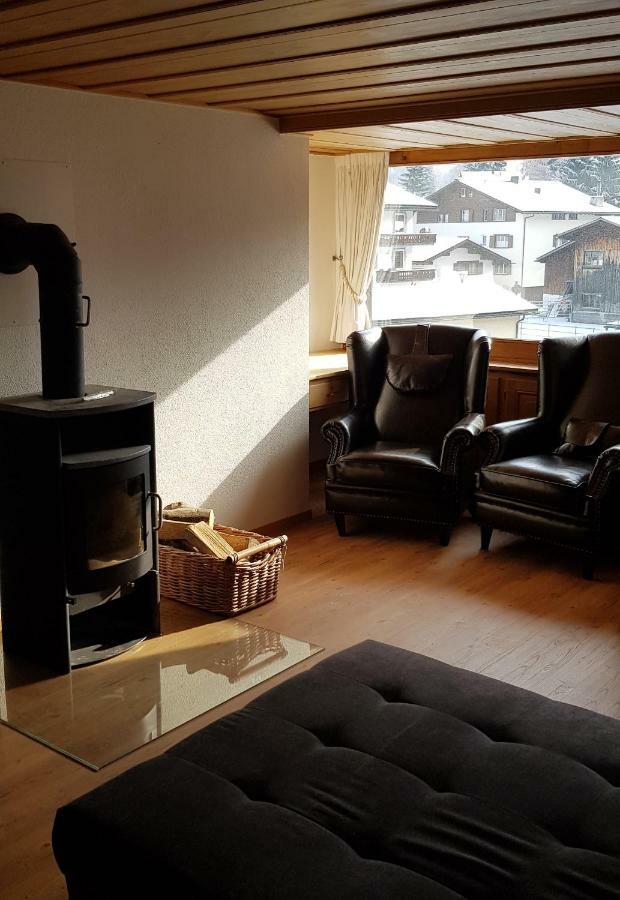 Schoggimeierhaus, 195 Landstrasse Appartement Klosters Buitenkant foto