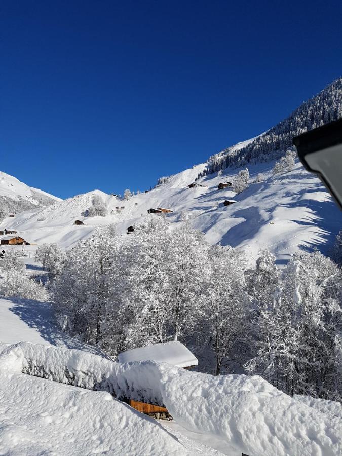 Schoggimeierhaus, 195 Landstrasse Appartement Klosters Buitenkant foto